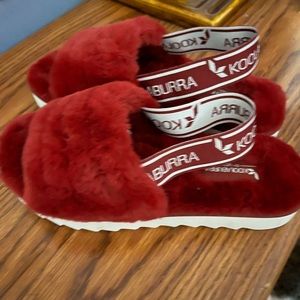Koolaburra by Ugg Burgundy Slippers